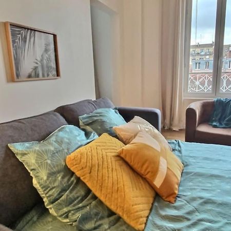 Appartement 2 Pieces A Quelques Minutes De Paris Le Pre-Saint-Gervais Luaran gambar